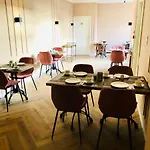 Hotel Van Dyk